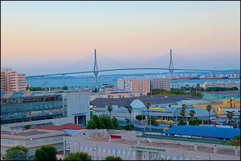 Apartamento Delfines Lägenhet Cádiz